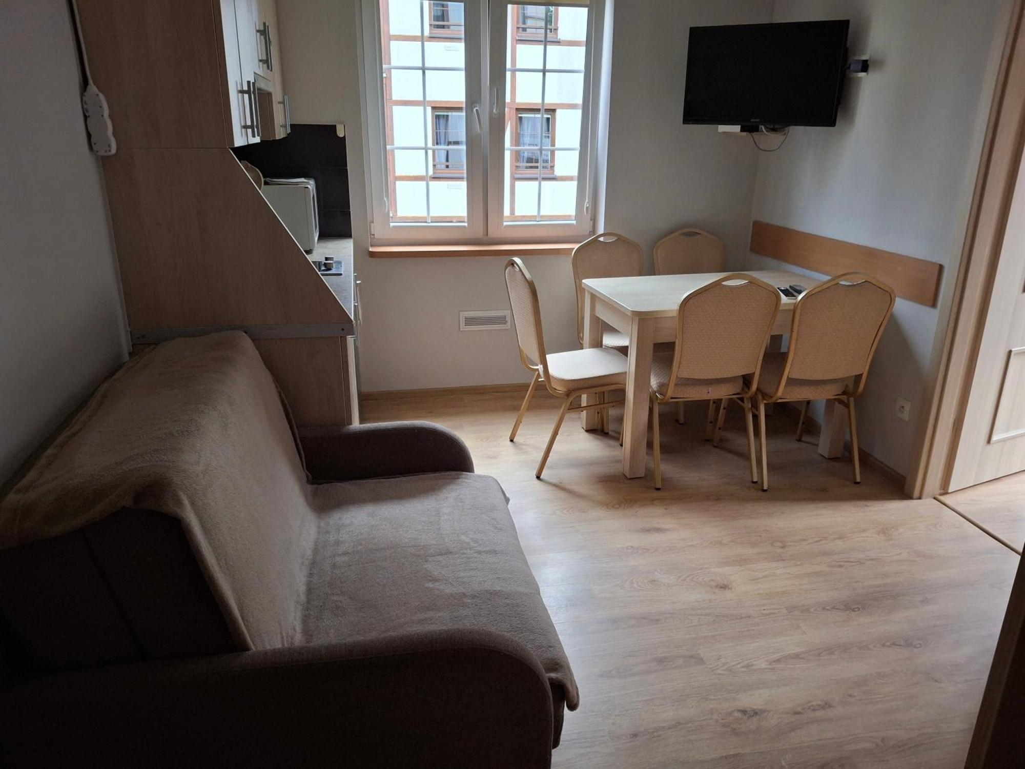 Apartamenty Przy Brzegu Рови Екстериор снимка