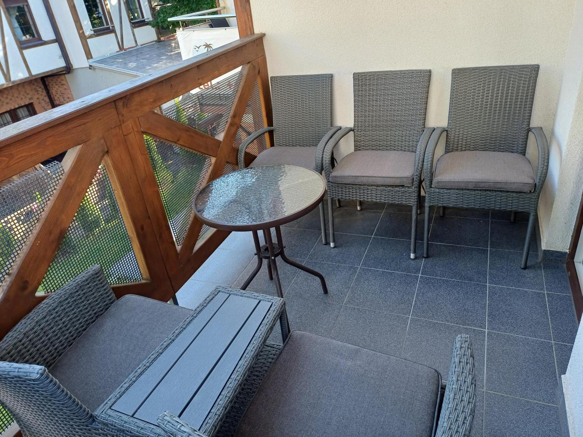 Apartamenty Przy Brzegu Рови Екстериор снимка